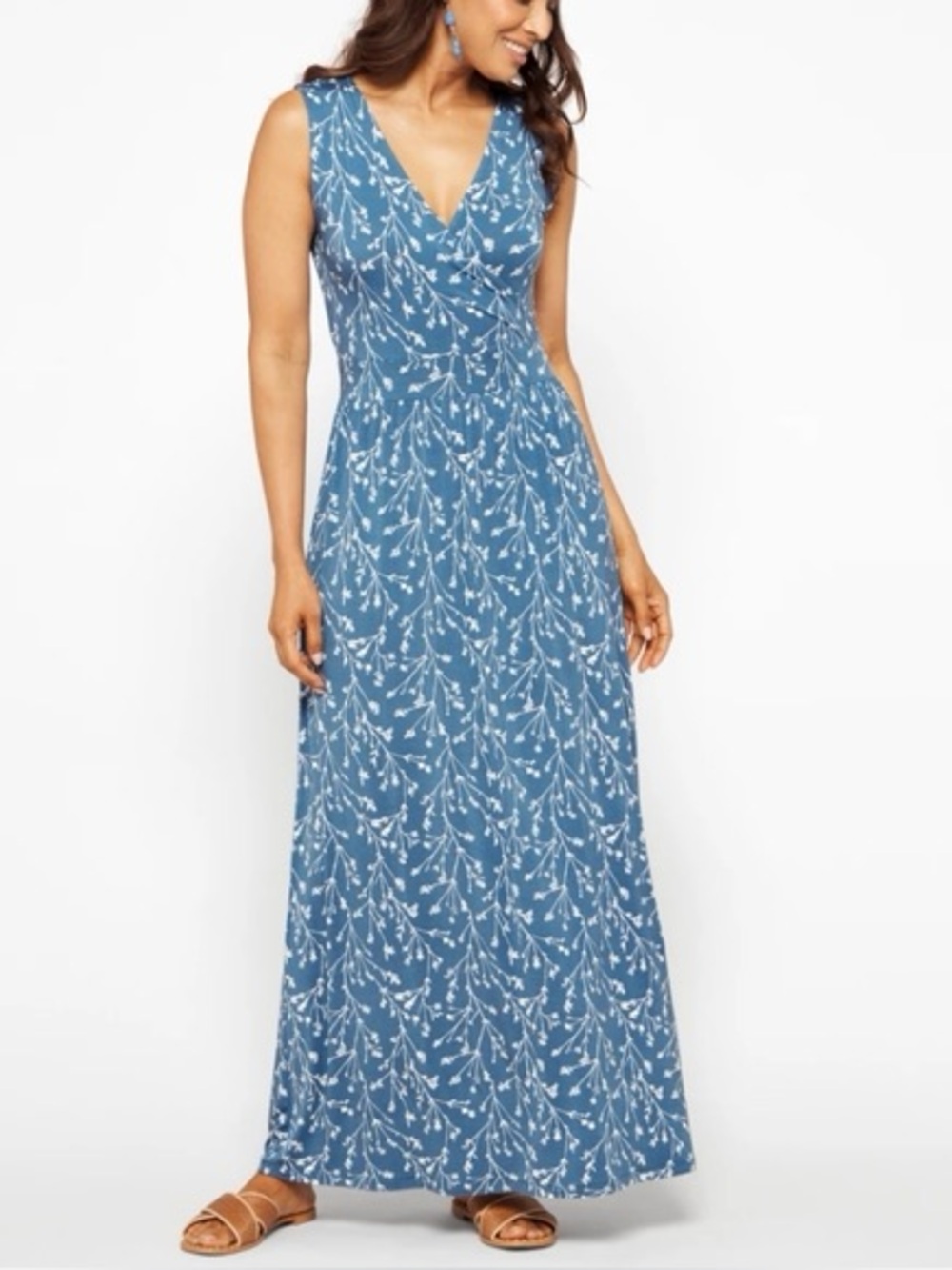 41 Hawthorn Floral Adelina Sleeveless Maxi Dress